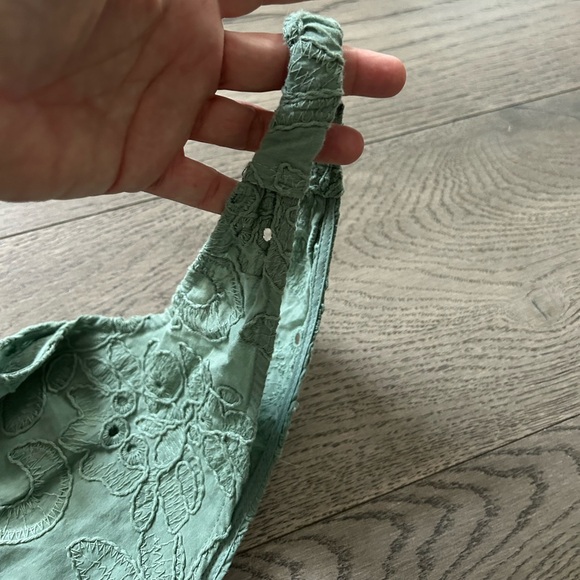 BNWT Zara The Nara eyelet romper in sage green - Picture 4 of 7